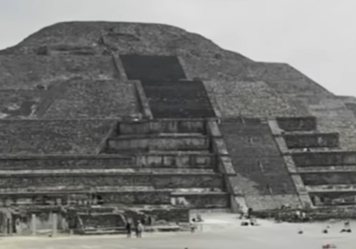 Atak w dniu urodzin Hitlera. Uzbrojony 27-latek otworzył ogień do turystów