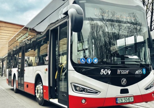 Mamy to! Cicho, szybko i bez spalin. Elektryczne autobusy wyjechały na ulice Nowego Sącza