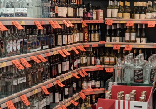 Tegoroczna Wielkanoc zaskoczyła. Tyle Polacy wydali na alkohol na święta