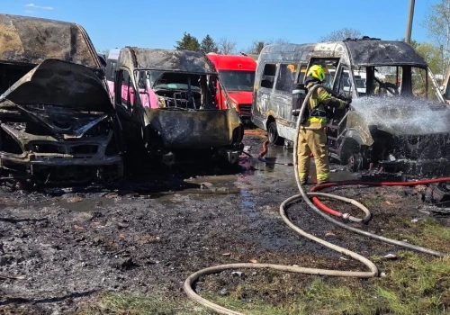 Ogromne straty po pożarze w firmie przewozowej