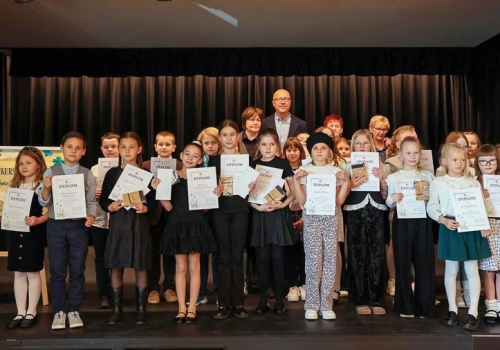 26 młodych recytatorów zaprezentowało się w Strzałkowie