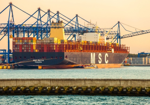 Aktywiści próbowali zablokować kontenerowiec MSC płynący do Izraela