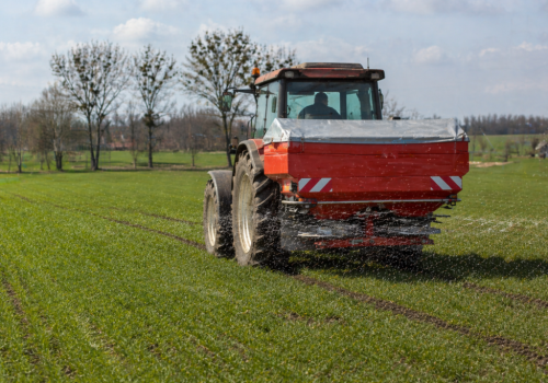 Rolnicy na granicy opłacalności! 1000 zł do hektara ma uratować produkcję