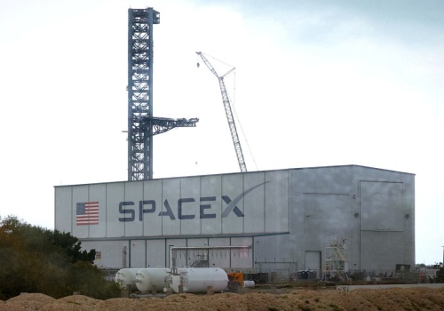 SpaceX próbuje dogonić rywali w zakresie AI. W tle debiut giełdowy