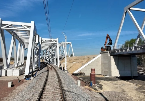 Nowe wiadukty i tory w Katowicach gotowe. Pociągi pojadą inaczej i będą duże zmiany dla pasażerów na peronach