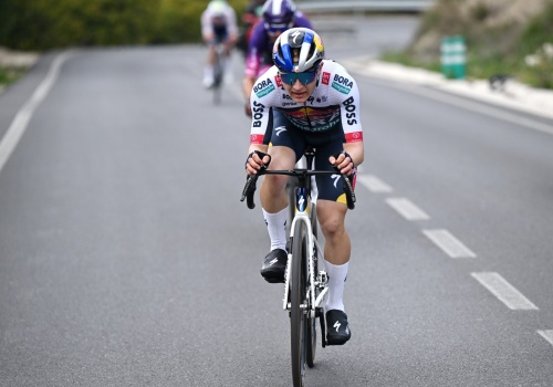 Coraz mocniejsze treningi Maxima Van Gilsa