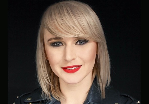 11 książek, które warto przeczytać. Poleca Paula Januszkiewicz, ekspertka od cyberbezpieczeństwa