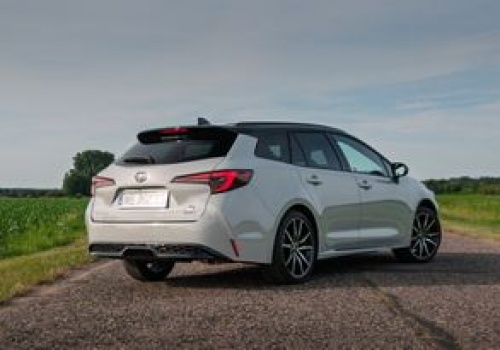 Najpopularniejsze auto w Polsce potaniało - wiosenna promocja Toyoty