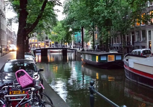 Niderlandy dopłacą 3,5 tys. euro do używanego auta i za złomowanie spalinówki