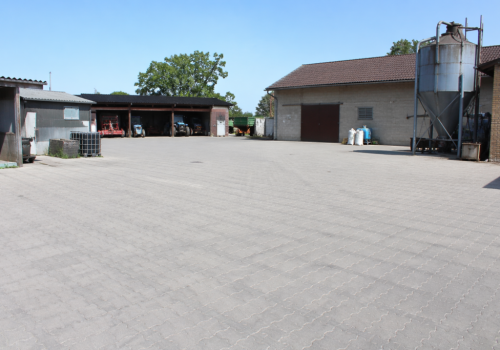 Gmina policzy każdy metr betonu. Nowe opłaty uderzą w właścicieli dużych działek