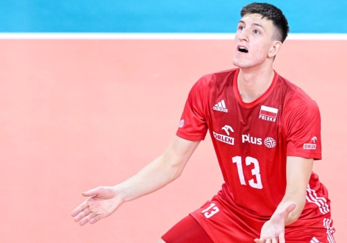 Ci siatkarze zadebiutują z orłem na piersi. Grbić stawia na świeżą krew