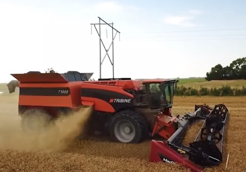 Co się dzieje z największym kombajnem świata? Tribine w nowej odsłonie będzie nie tylko kosił