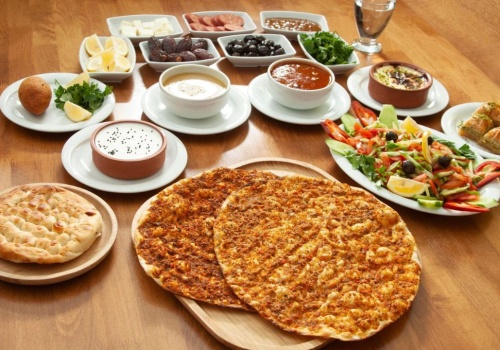 Co przywieźć z Turcji do jedzenia? Przegląd najciekawszych smaków