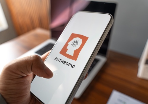 Nieuprawniony dostęp do modelu Mythos. Anthropic prowadzi dochodzenie