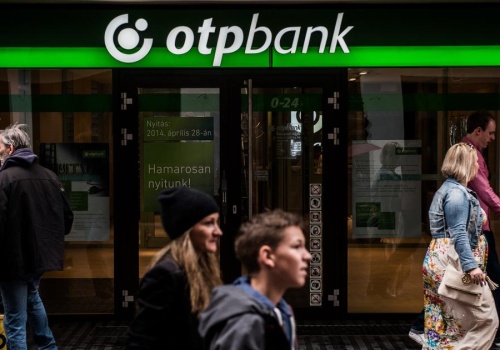 Cztery razy mniej ludności, a bank większy od PKO BP. Węgrzy znaleźli sposób na podbój regionu