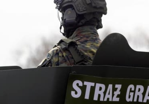 Polska deportowała trzech Afgańczyków mimo zakazu ETPCz. Pytamy Straż Graniczną i MSWiA, dlaczego