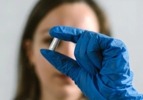 Fałszywe porady zdrowotne w sieci. Eksperci radzą, jak rozpoznać rzetelne źródła medyczne