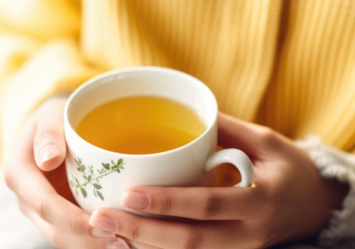 Koi żołądek, oczyszcza też skórę. Napar z pięciornika pij jak herbatę