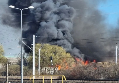 Płonie hala magazynowa w Gdyni!