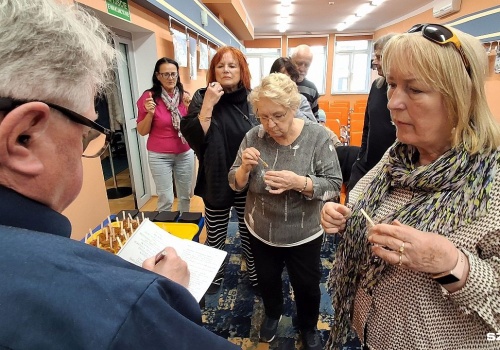 Spotkanie ze śledziem w tle w Świnoujściu