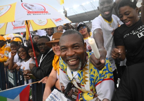 Papież na spotkaniu z młodzieżą w Gwinei Równikowej: dajcie się porwać pięknu miłości