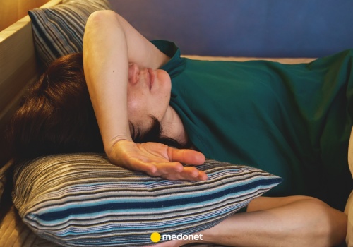 Jak zasnąć w 10, 60, 120 sekund? Eksperci od snu zdradzili trzy proste triki