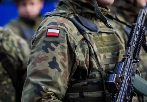 Sztab Generalny reaguje po burzy w sieci. Chodzi o salut przy hymnie Ukrainy