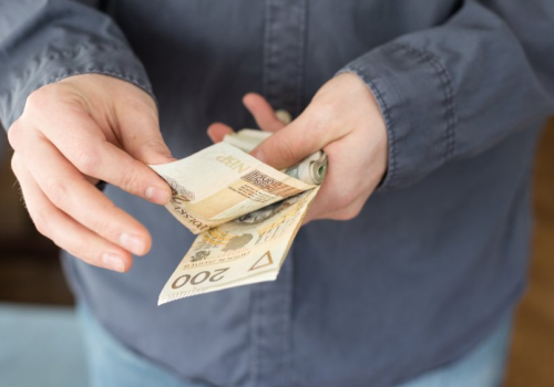 Emerytura wyższa od pensji jest możliwa. Polacy opracowali 