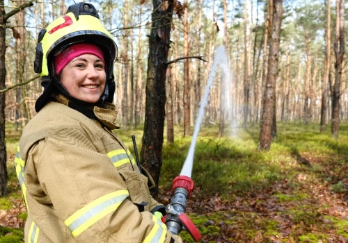 Miliony dla strażaków z regionu siedleckiego i powiatu mińskiego. Nowe wozy i remonty strażnic