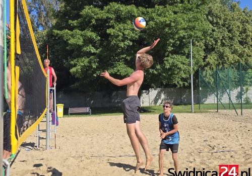 Zagrają na piachu po raz trzeci