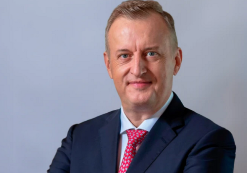 Avia romansuje z Żabką i siecią SPAR. Unimot zwiększa sprzedaż a stacje przyciągają kierowców