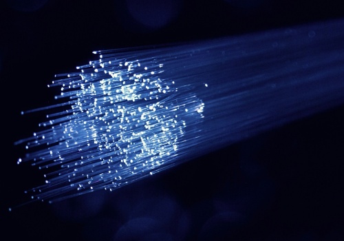 Światłowód w kosmosie. ESA rozwija orbitalny internet przyszłości z Kanadą