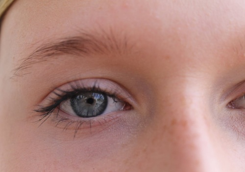 Sztuczna inteligencja analizuje siatkówkę oka. Może przewidywać ryzyko poważnych chorób