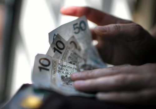 Praca w Polsce z pensją 12 700 zł już na starcie. Kandydaci są pilnie poszukiwani