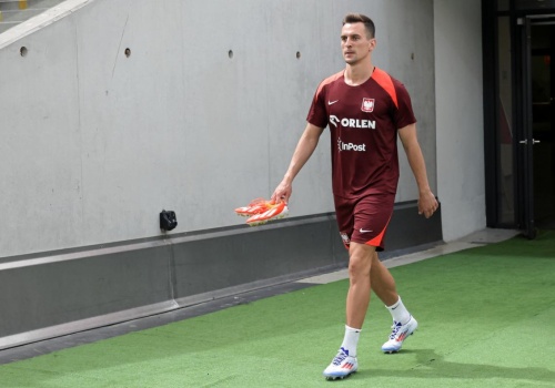 Pech prześladuje Milika. Ekspert wydał werdykt ws. zakończenia kariery