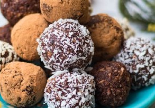 Wysokobiałkowe kulki mocy. Jem na drugie śniadanie i długo nie czuję głodu