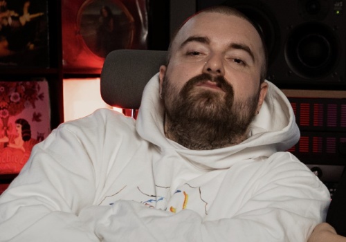 Bedoes 2115 z rekordową wpłatą 700 tys. zł na streamie Łatwoganga