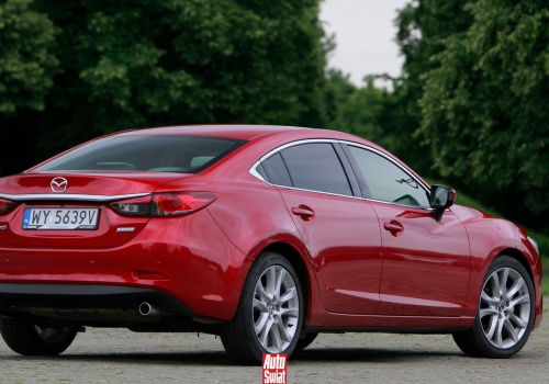 Pokazaliśmy mechanikowi trzy duże auta za 80 tys. zł. Nie wahał się. Opel, Mazda czy Renault?