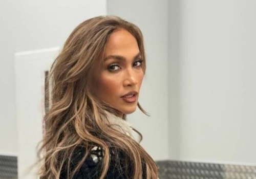 Jennifer Lopez skrytykowana za tę kreację. 