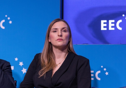 Czy warto tak dużo wydawać na zbrojenia? Minister na EEC: Żyjemy w warunkach wojny hybrydowej