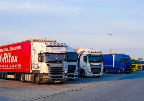 Kolejne pojazdy muszą zostać wyposażone w inteligentne tachografy