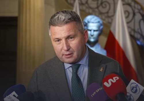 Piesiewicz zwrócił się do ministra sportu. Żąda przeprosin