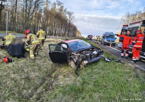 Wypadek na S22. Cztery osoby ranne