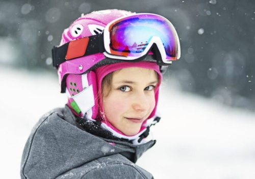 Najlepsze zimowiska w Polsce – gdzie wysłać dziecko na bezpieczne i aktywne ferie?