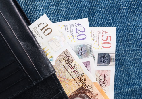 Ile trzeba czekać na zwrot podatku z HMRC i dlaczego czas oczekiwania bywa wydłużony?