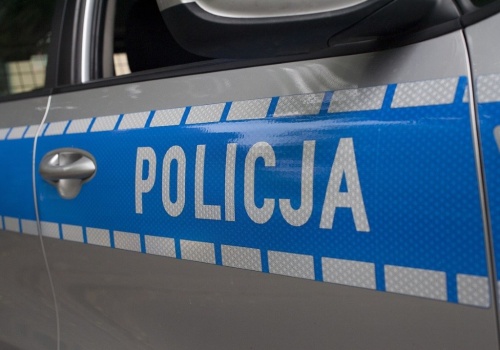 Tragiczny wypadek na torach pod Goleniowem. Nie żyje jedna z nastolatek