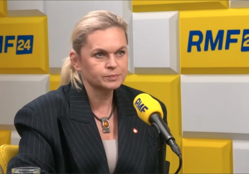 Barbara Nowacka błądzi. Rodzice chcą zaufania, a nie chaotycznych zmian