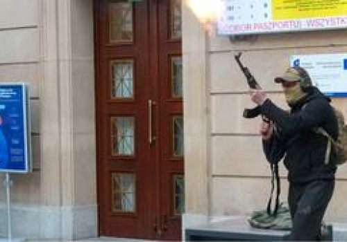 Zemsta na pracodawcy, katastrofa lotnicza i terrorysta w urzędzie – tak wyglądał pierwszy dzień ćwiczeń OLEK 2026