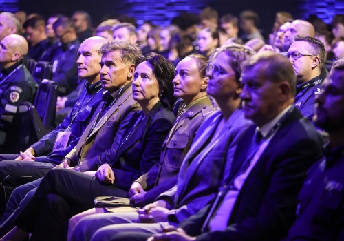 Sport w policji to część etosu służby - Konferencja pn. „100 lat sportu w policji – historia a współczesność, inaugurująca 100 rocznicę Sportu w Policji” w drugim dniu Targów POLSECURE