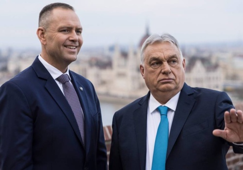 Prezydencki minister: Publiczne wypowiedzi Nawrockiego nie wspierały Orbana